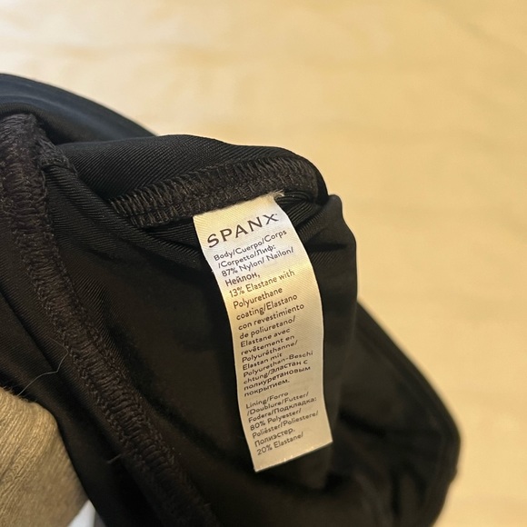 Spanx Womens Moto Ponte High Waisted Leggings Black Faux Leather XS - Picture 7 of 8